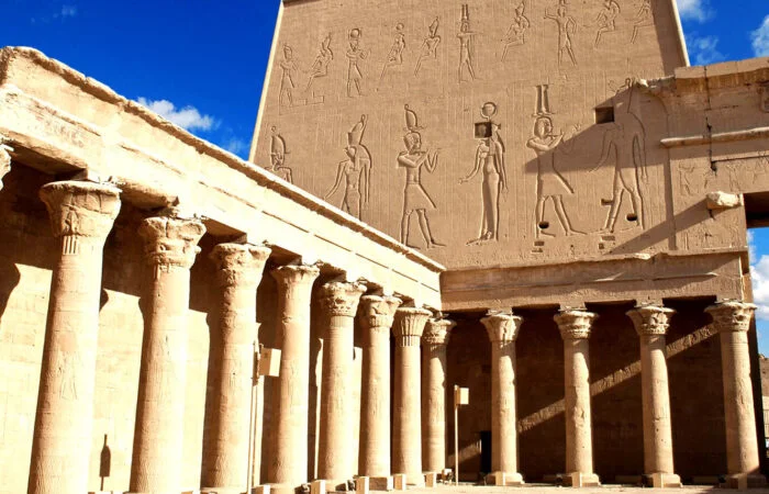 Tour-to-Edfu-kom